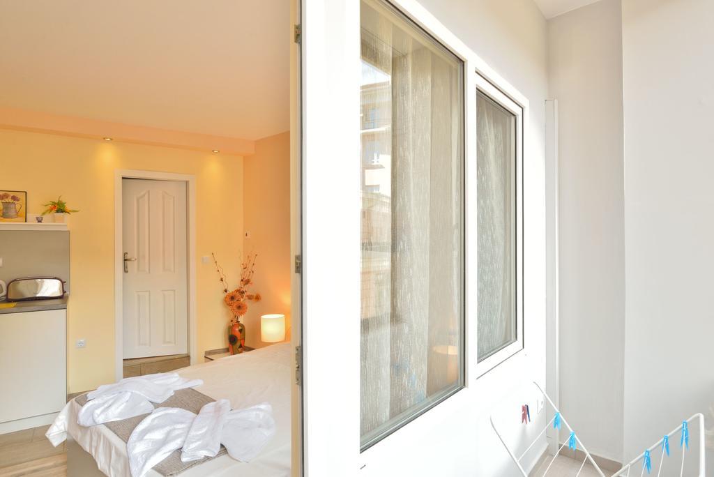 Central Studio #3 Burgas Екстер'єр фото