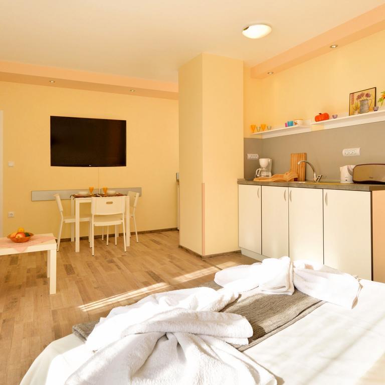 Central Studio #3 Burgas Екстер'єр фото